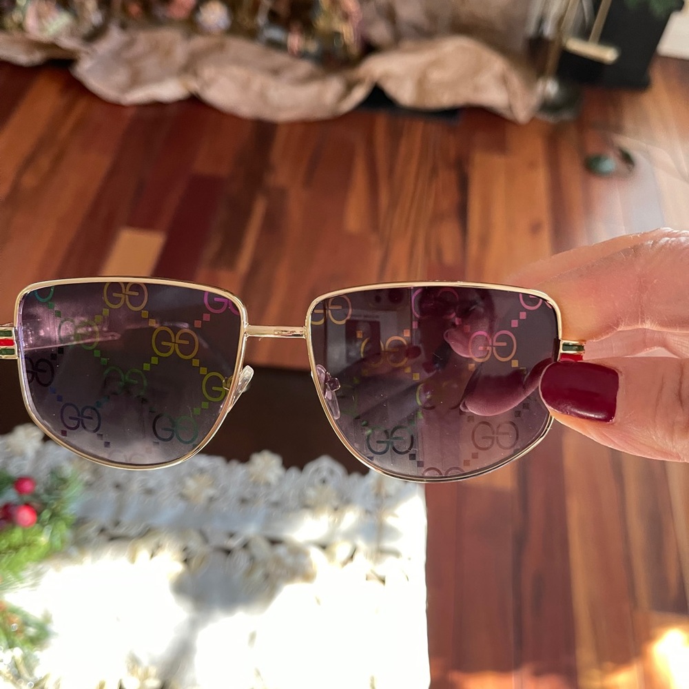 Sunglasses Gucci new
